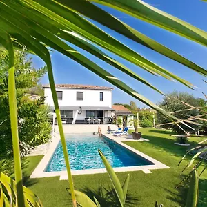 villa-quietude.fr-provencehotel.com/